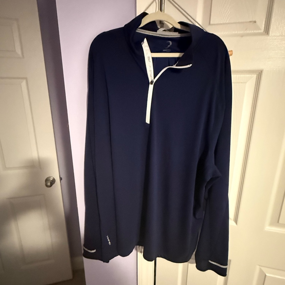 Zero Restriction golf Q zip
Barely worn like new